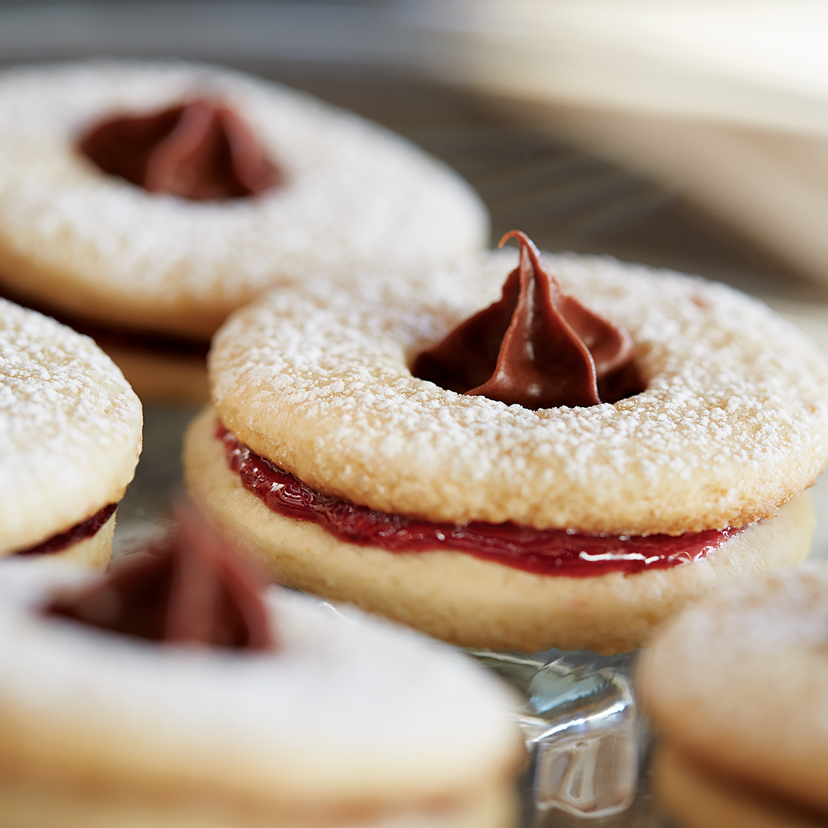 Almond-Raspberry Sandwich Cookies