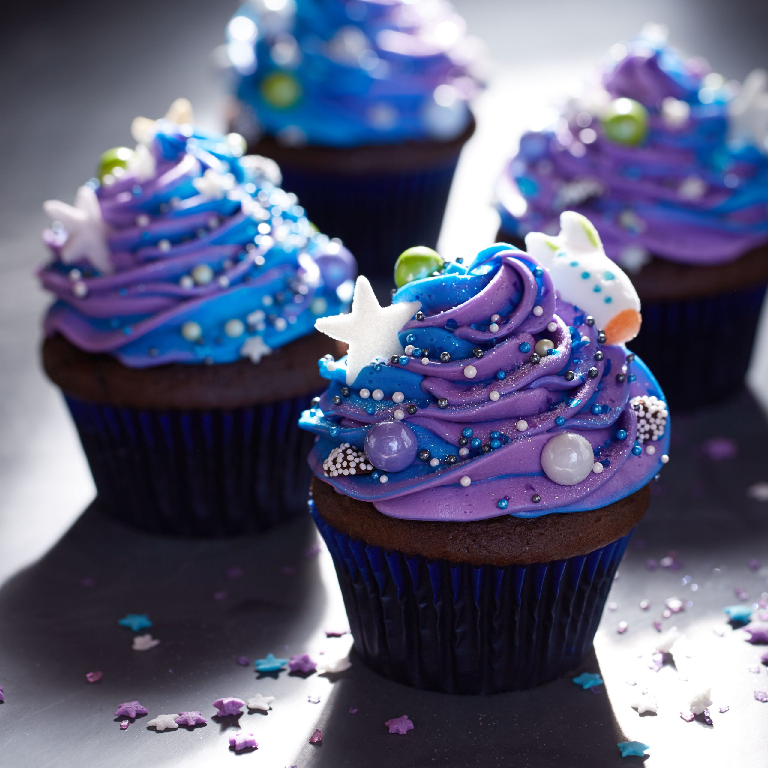 Swirled Galaxy Cupcakes