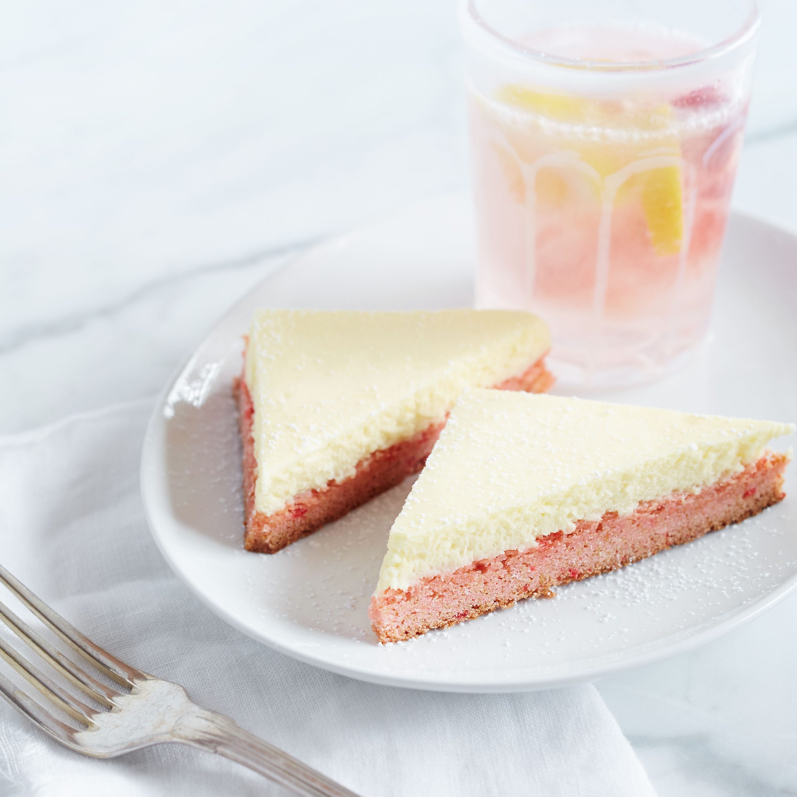 Strawberry Lemonade Cheesecake Bars