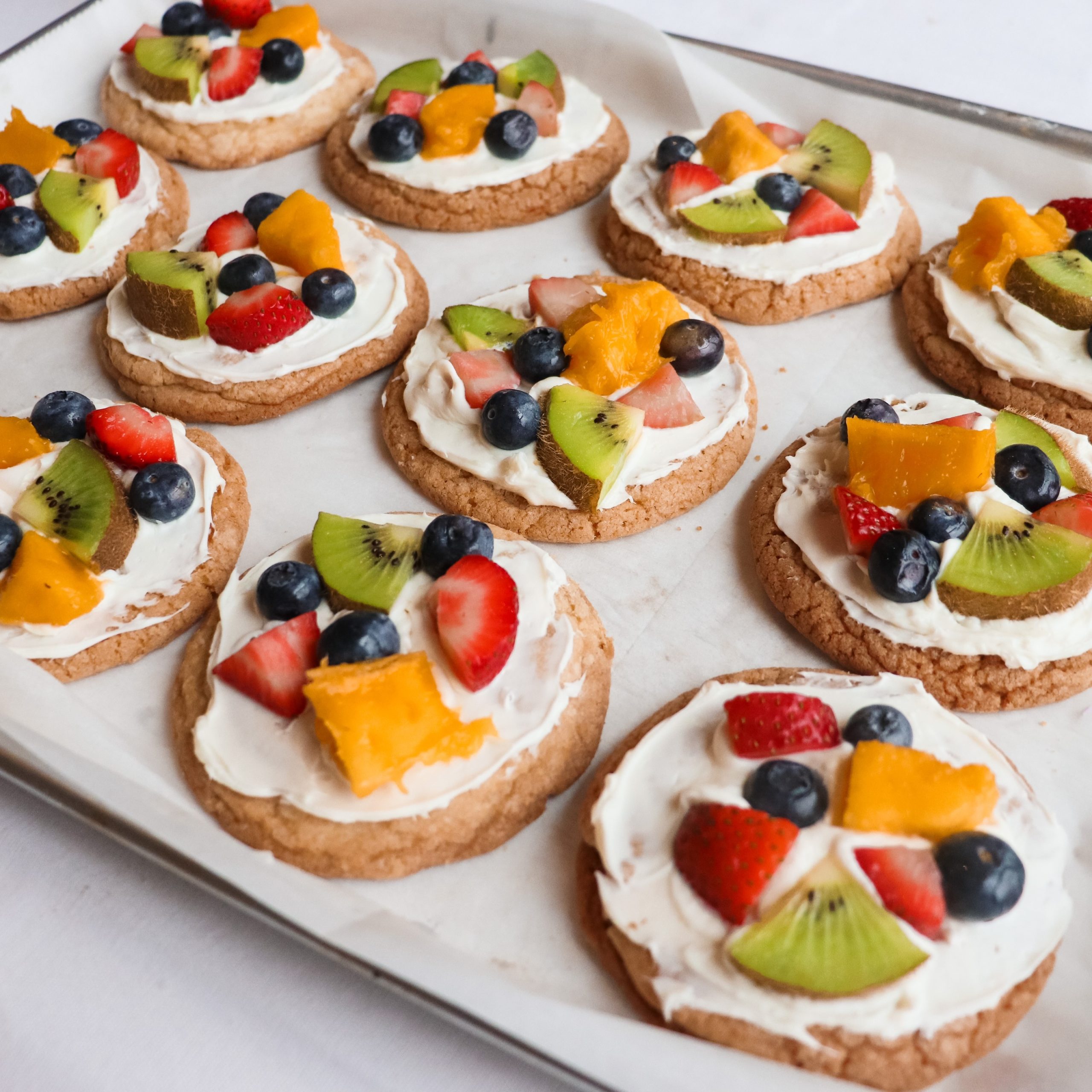 Sugar Cookie Fruit Pizzas