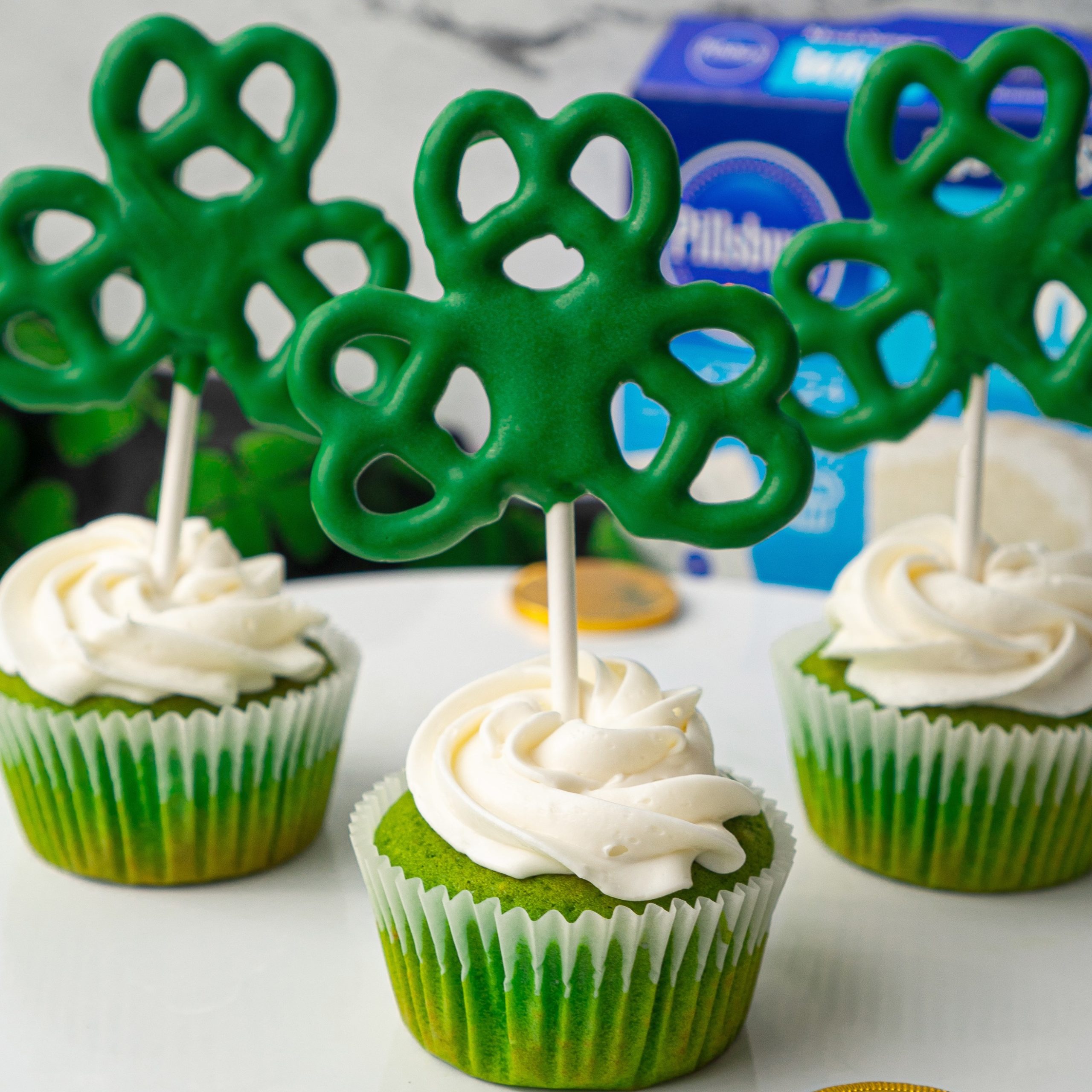 Shamrock Pretzel Cupcakes