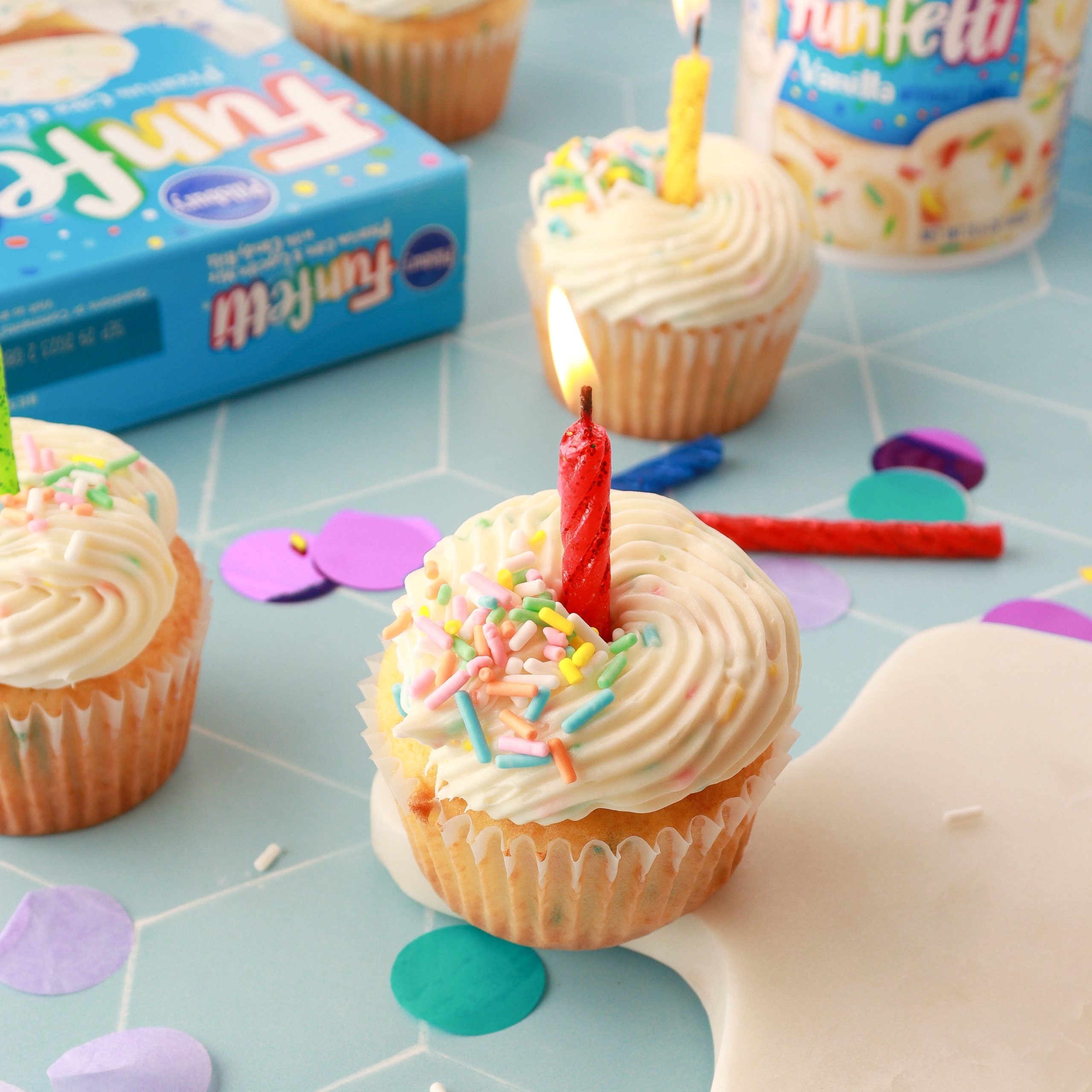 Funfetti Sprinkles Frosting Cupcakes Recipe