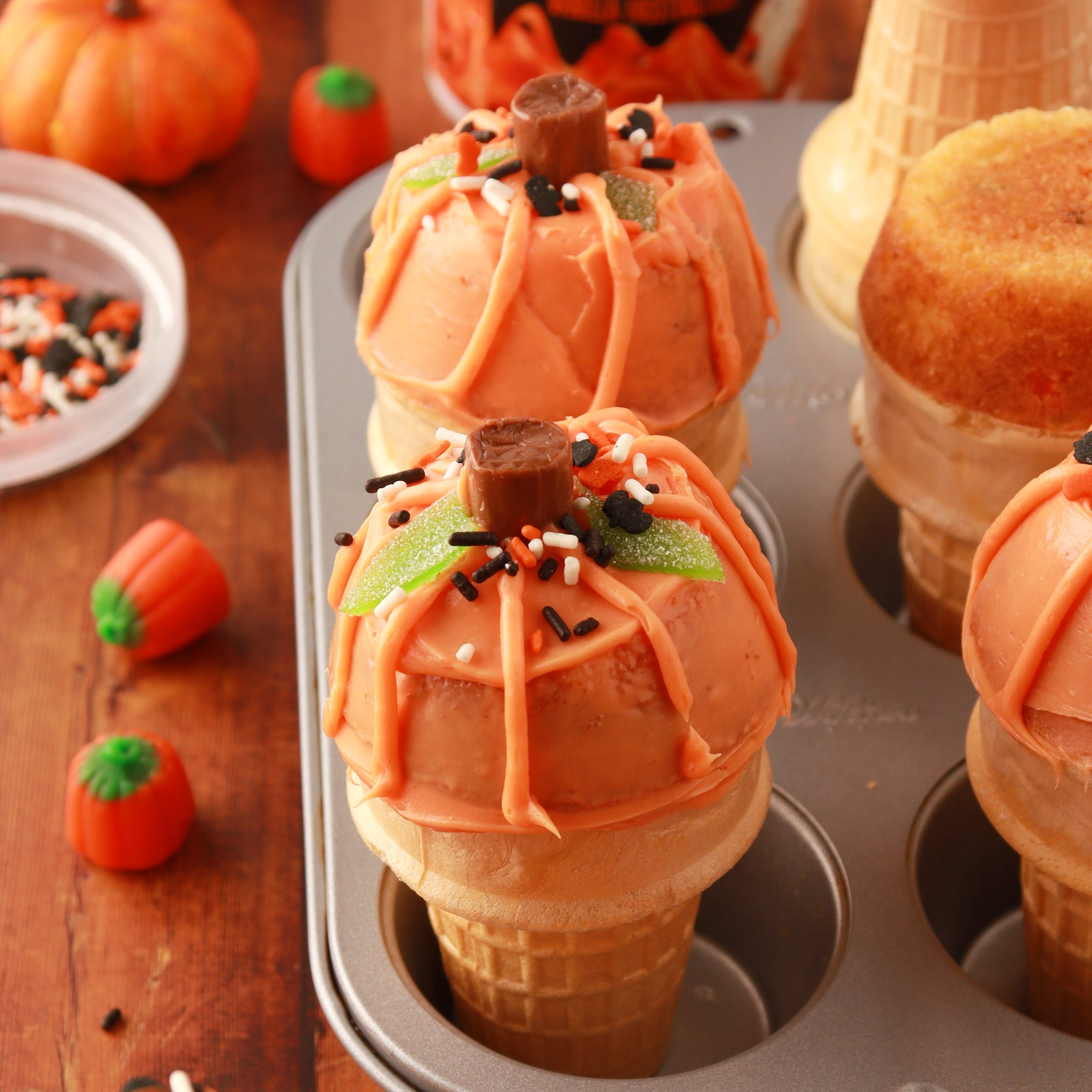 Pumpkin Cupcake Cones Recipe