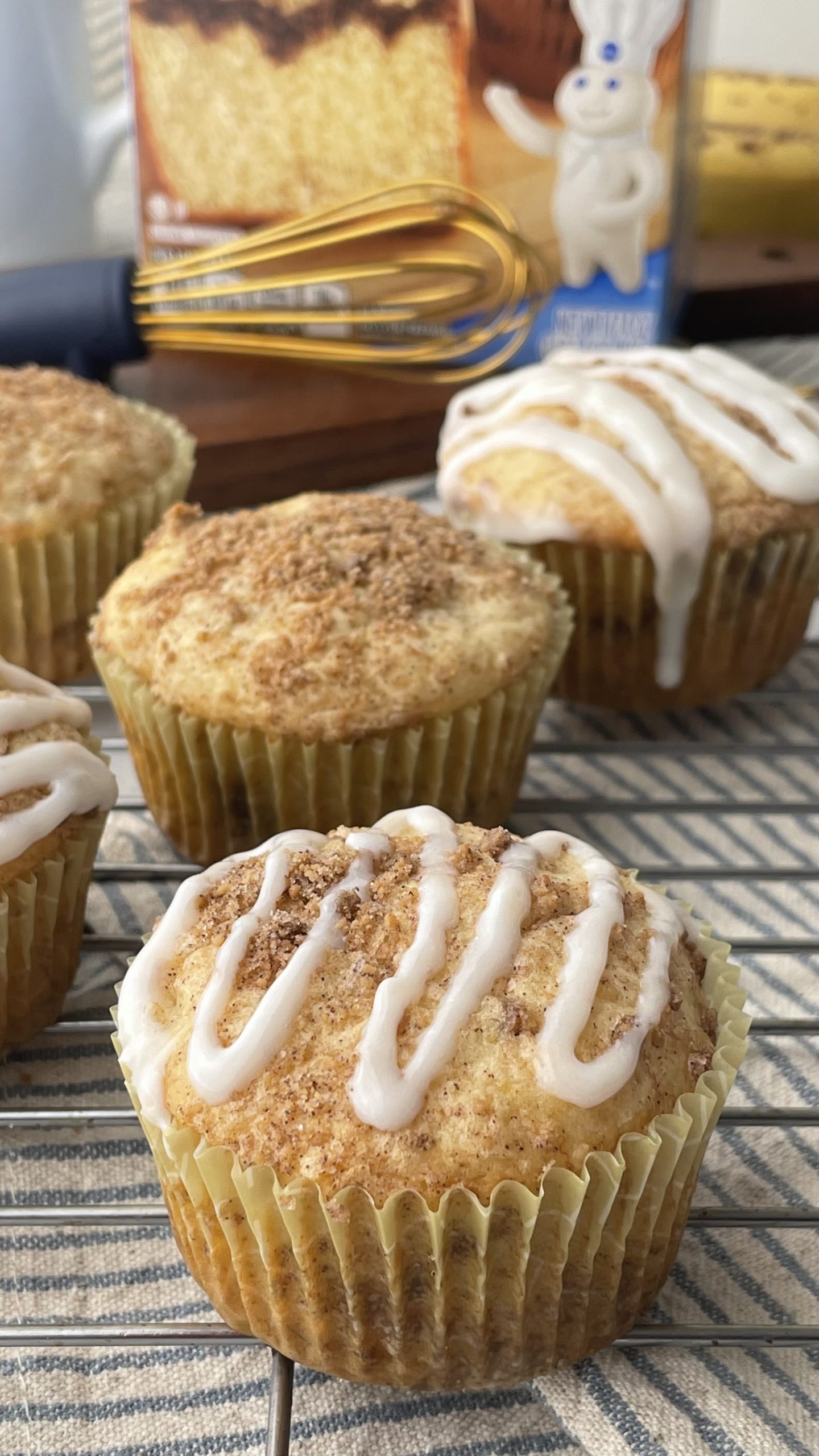 Banana Cinnamon Swirl Muffins Recipe