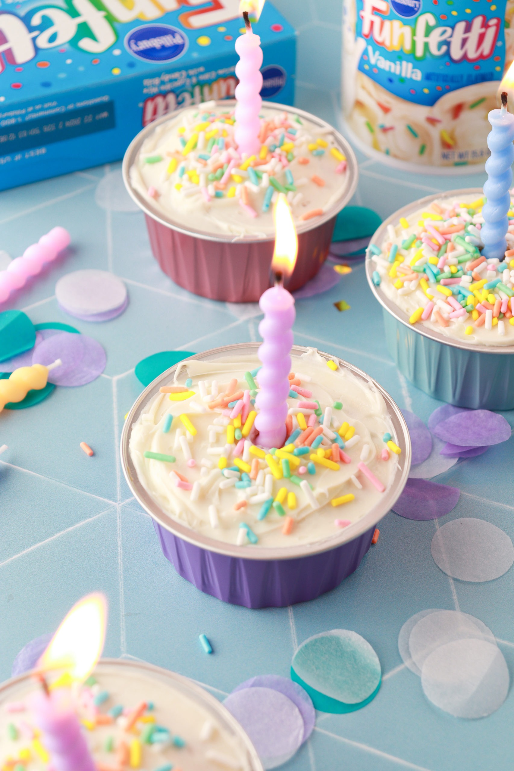 Birthday Mini Round Tray Cakes Recipe