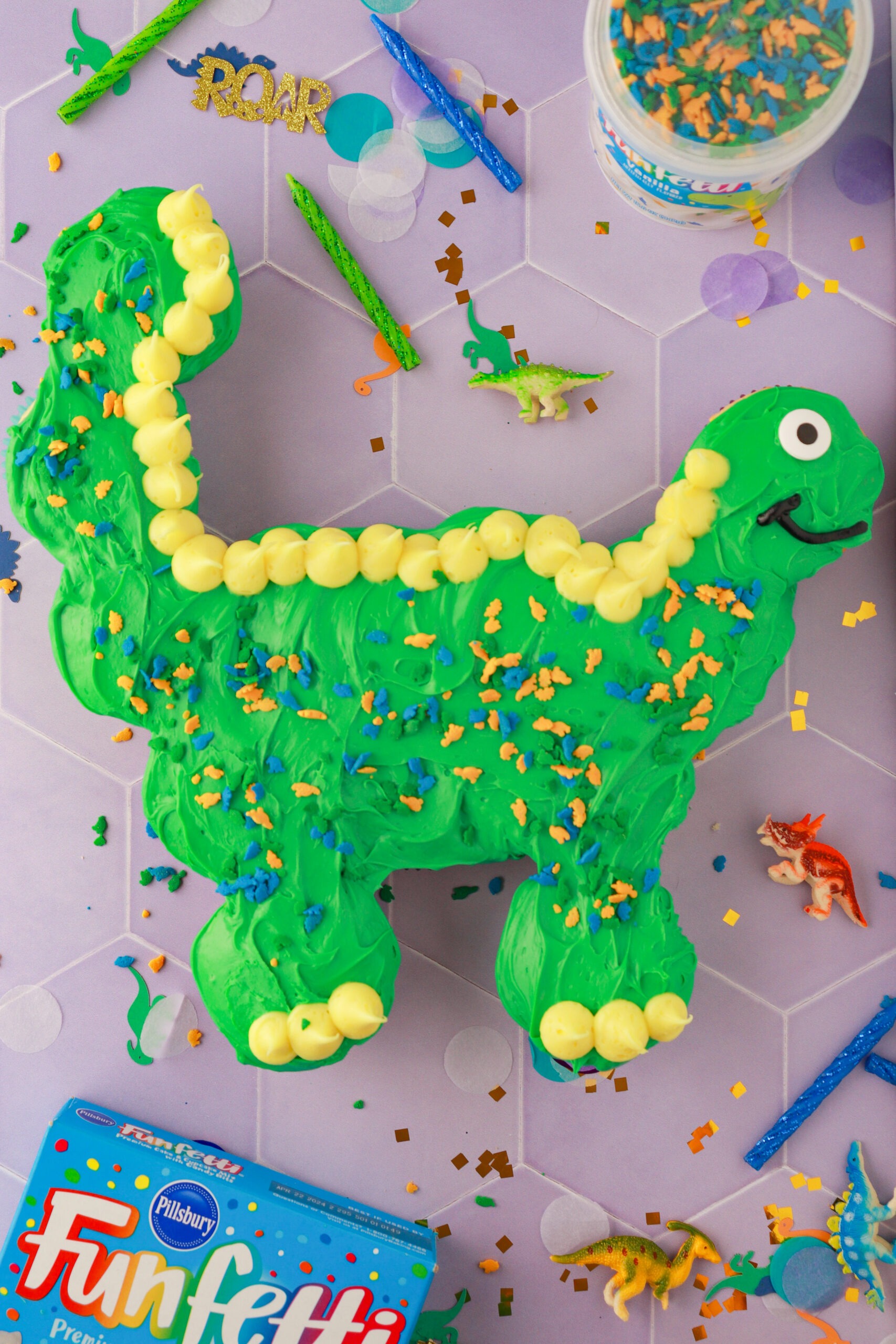 Funfetti® Dinosaur Pull-Apart Cupcake Cake