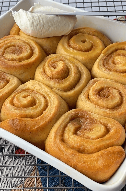 Eggnog Cinnamon Rolls Recipe