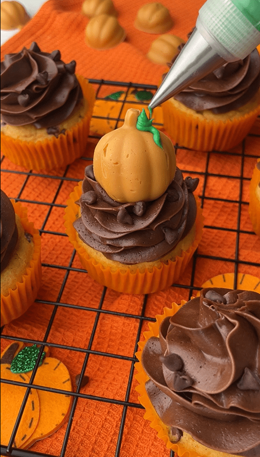 Chocolate Chip Pumpkin Cupcakes Recipe